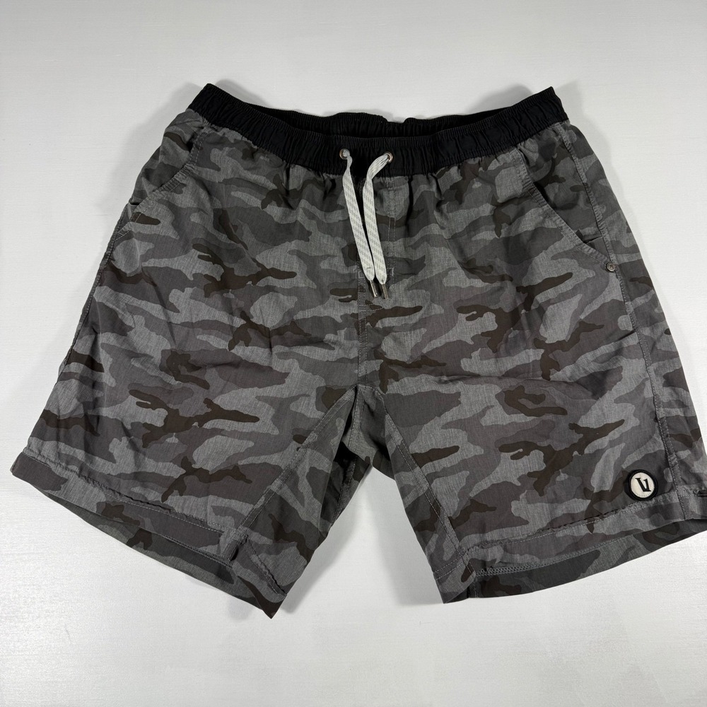 Vuori Banks Swim Trunks Mens Medium‎ 8.5 Inch Inseam Camo Gray